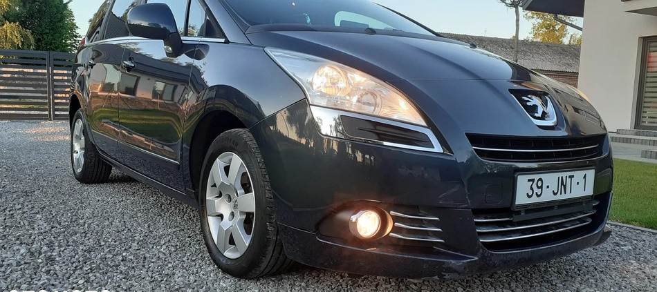 Peugeot 5008 cena 23900 przebieg: 319000, rok produkcji 2013 z Bełżyce małe 742